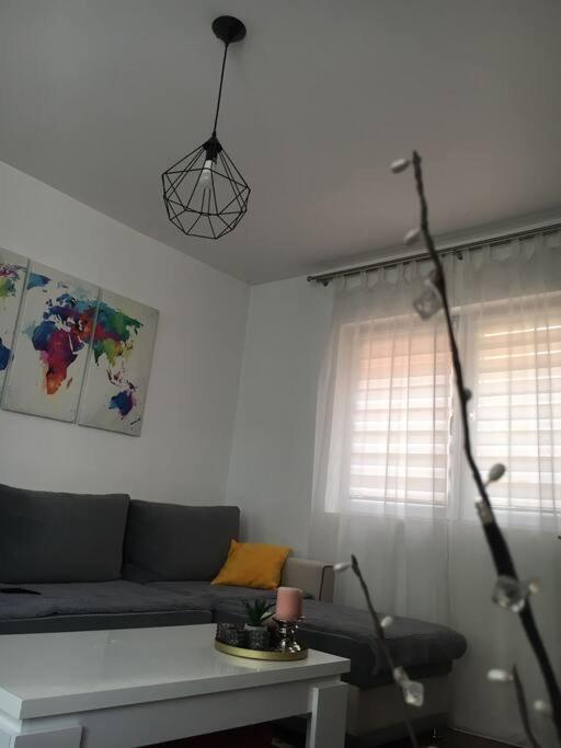 Appartement Cozy And Charming Apt. Sarajevo Extérieur photo